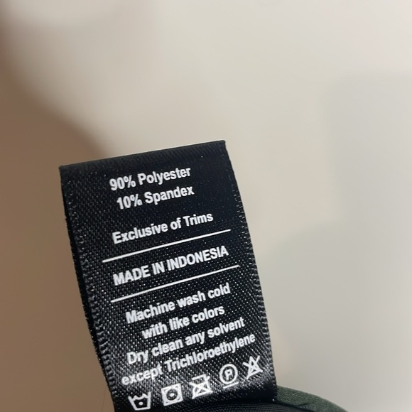 Public Rec | Men’s Workday Straight Leg Pants in Dark Olive Size 42x30 NWT - Picture 8 of 8